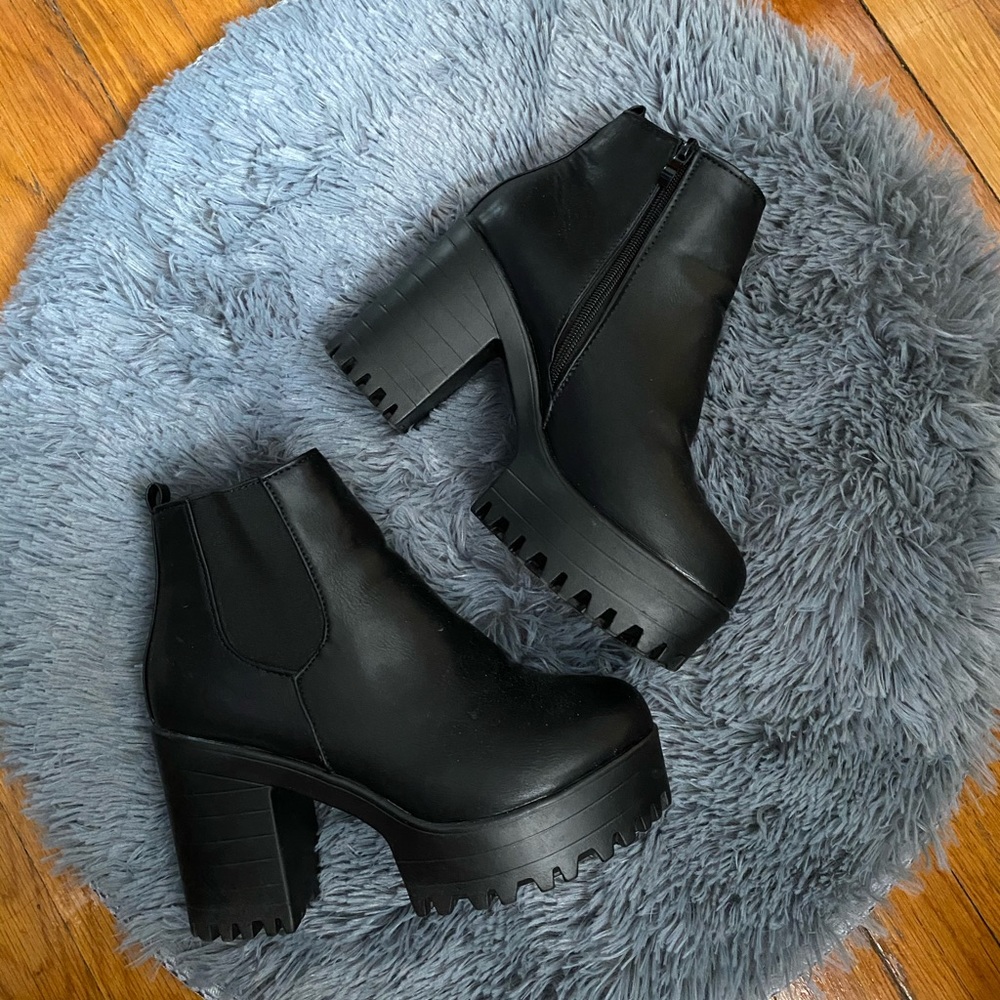 Black Platform Boots
